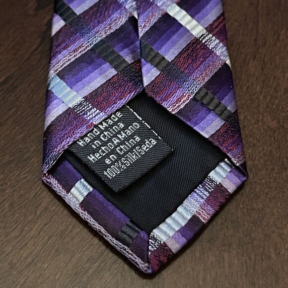 Crazy Horse By Claiborne Purple Hand Made 100% Silk Men’s Neck Tie Made In China - Picture 7 of 9
